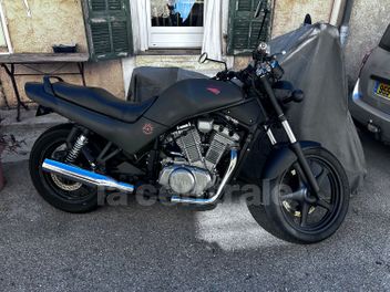 SUZUKI VX 800