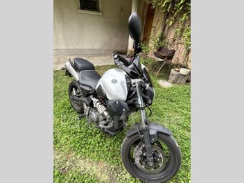 YAMAHA MT-03 660