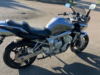 YAMAHA FZ 6 FAZER S