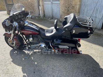 HARLEY DAVIDSON CVO ROAD GLIDE 1800