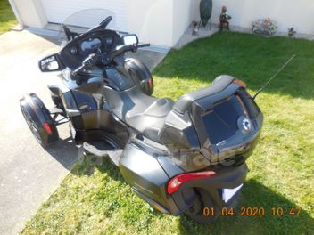 CAN AM SPYDER 1330 RT SE6