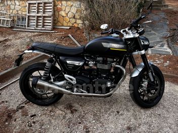 TRIUMPH SPEED TWIN 1200