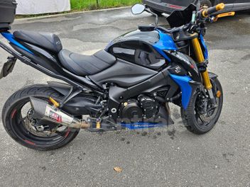 SUZUKI GSX-S 1000