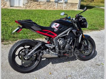 TRIUMPH STREET TRIPLE 765 R