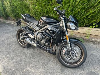 TRIUMPH STREET TRIPLE 765 RS