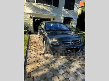 OPEL VECTRA 3 GTS III GTS 1.9 CDTI 120 EXECUTIVE 5P