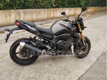 YAMAHA FZ8 800