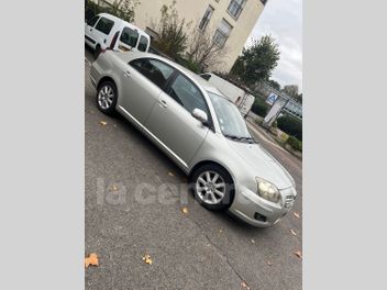 TOYOTA AVENSIS 2 II (2) 126 D-4D FAP LINEA SOL 5P