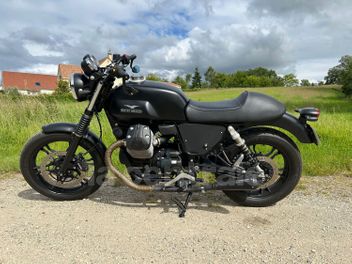 MOTO GUZZI V7 (2) 750 STONE