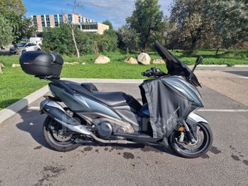 KYMCO AK 550