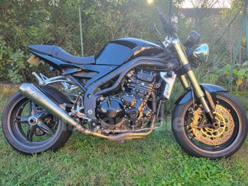 TRIUMPH SPEED TRIPLE 1050