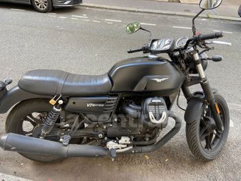 MOTO GUZZI V7 (3) 750 STONE