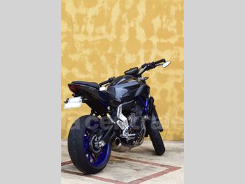 YAMAHA MT-07 690