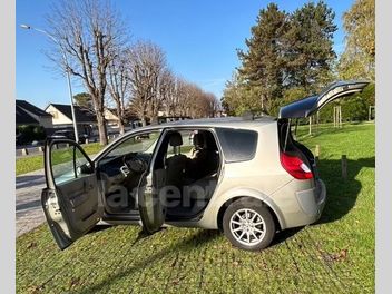 RENAULT GRAND SCENIC 2 II (2) 2.0 135 EXCEPTION 5PL