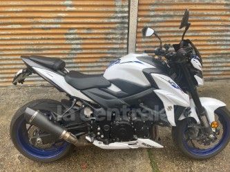 SUZUKI GSR 750 ABS L1