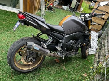 YAMAHA FZ8 800