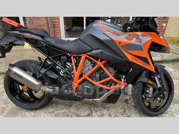 KTM SUPER DUKE 1290 GT