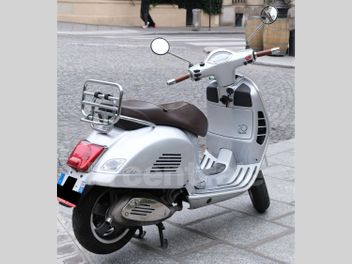 PIAGGIO VESPA 125 GTS