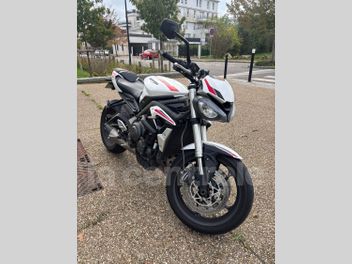 TRIUMPH STREET TRIPLE 660 S PERMIS A2