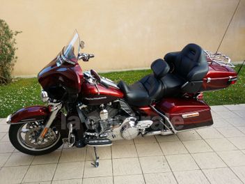 HARLEY DAVIDSON CVO 1800