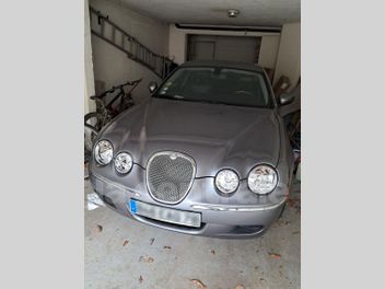 JAGUAR 