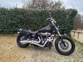 HARLEY DAVIDSON DYNA STREET BOB FXDB 1690