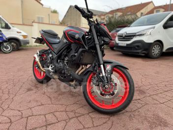 YAMAHA MT-03 300