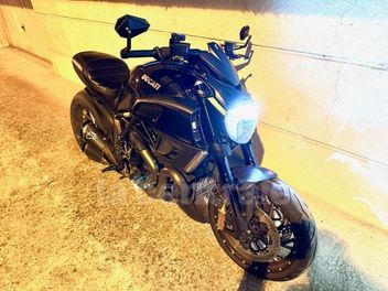 DUCATI DIAVEL 1200 CARBON