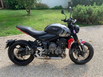 TRIUMPH STREET TRIPLE 660 TRIDENT