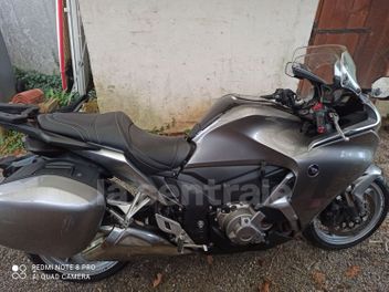 HONDA VFR 1200 F DCT