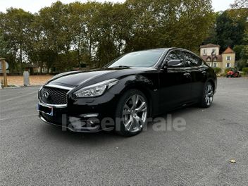 INFINITI 