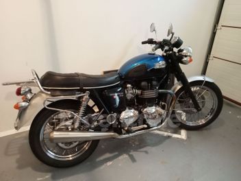 TRIUMPH BONNEVILLE 865 INJ