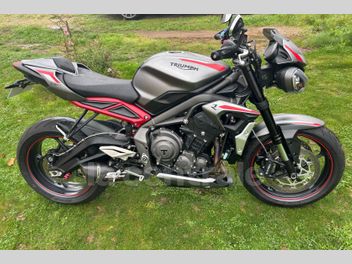 TRIUMPH STREET TRIPLE 765 R