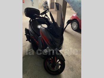 YAMAHA NMAX 125