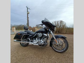 HARLEY DAVIDSON STREET GLIDE 1690