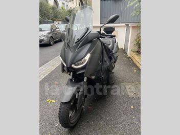 YAMAHA X-MAX 125