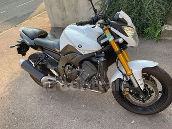 YAMAHA FZ8 800