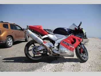 APRILIA RSV 1000