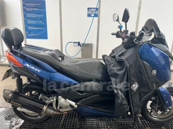 YAMAHA X-MAX 125