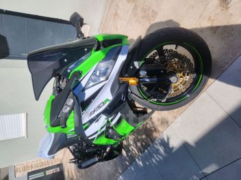 KAWASAKI ZX 10 R 1000