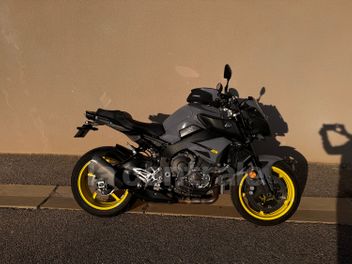 YAMAHA MT-10 1000