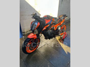 KTM DUKE 890