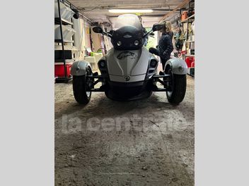 CAN AM SPYDER 1000 RS