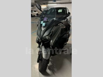 YAMAHA X-MAX 125