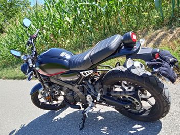 YAMAHA XSR 125