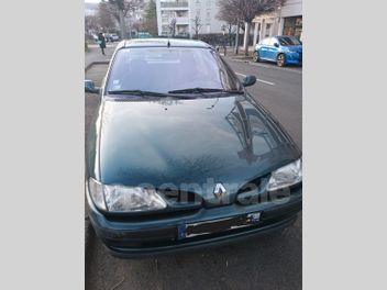 RENAULT 