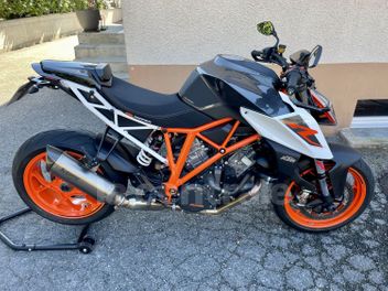 KTM SUPER DUKE 1290 R