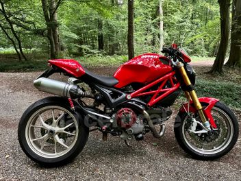 DUCATI MONSTER 1100 S