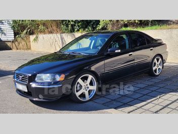 VOLVO S60 (2) 2.4 140 SPORT