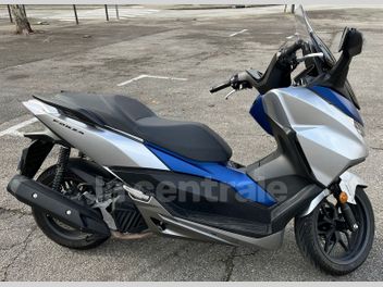 HONDA FORZA 125